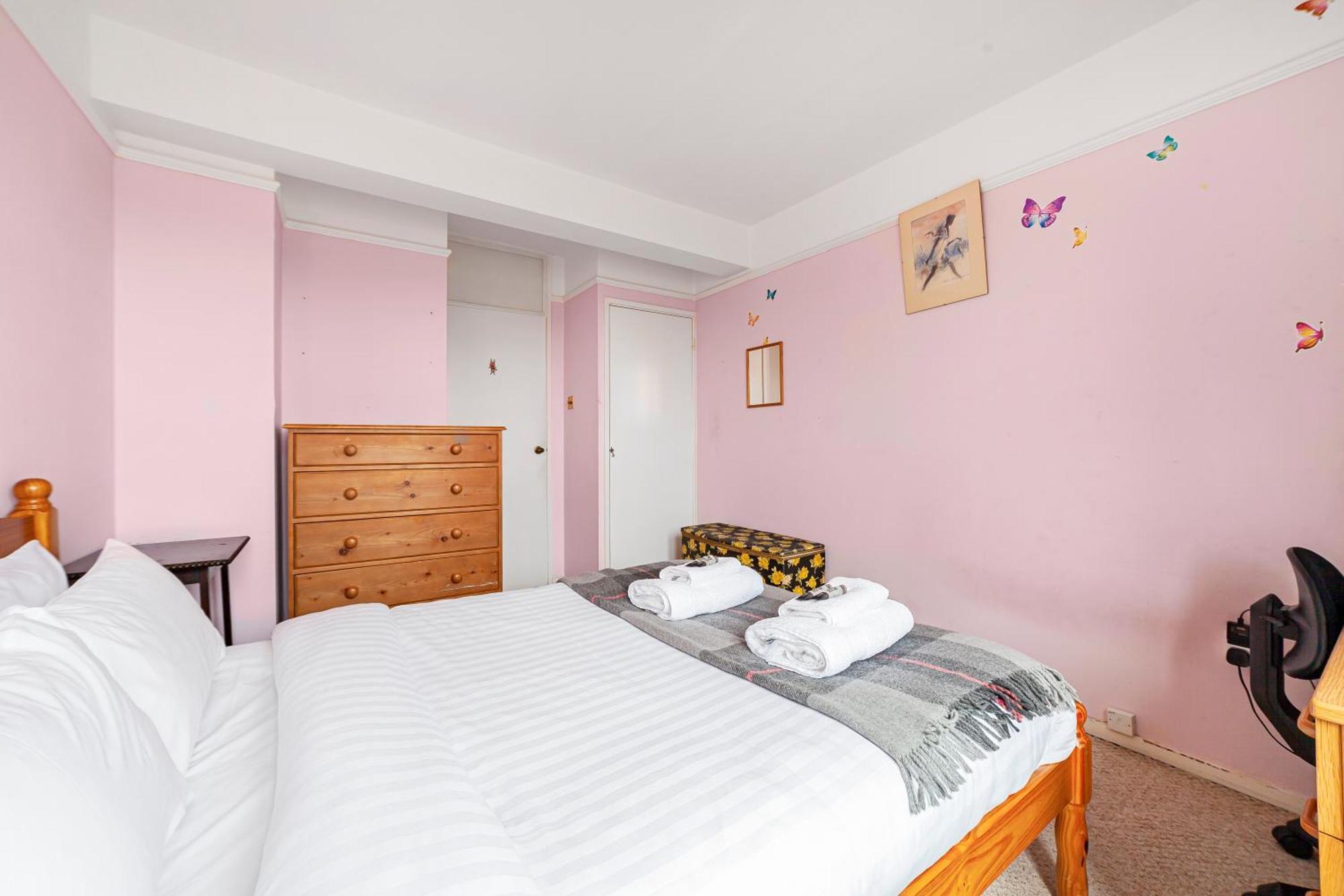 Elegant 1Br Flat With Balcony & City View, Walworth London Kültér fotó